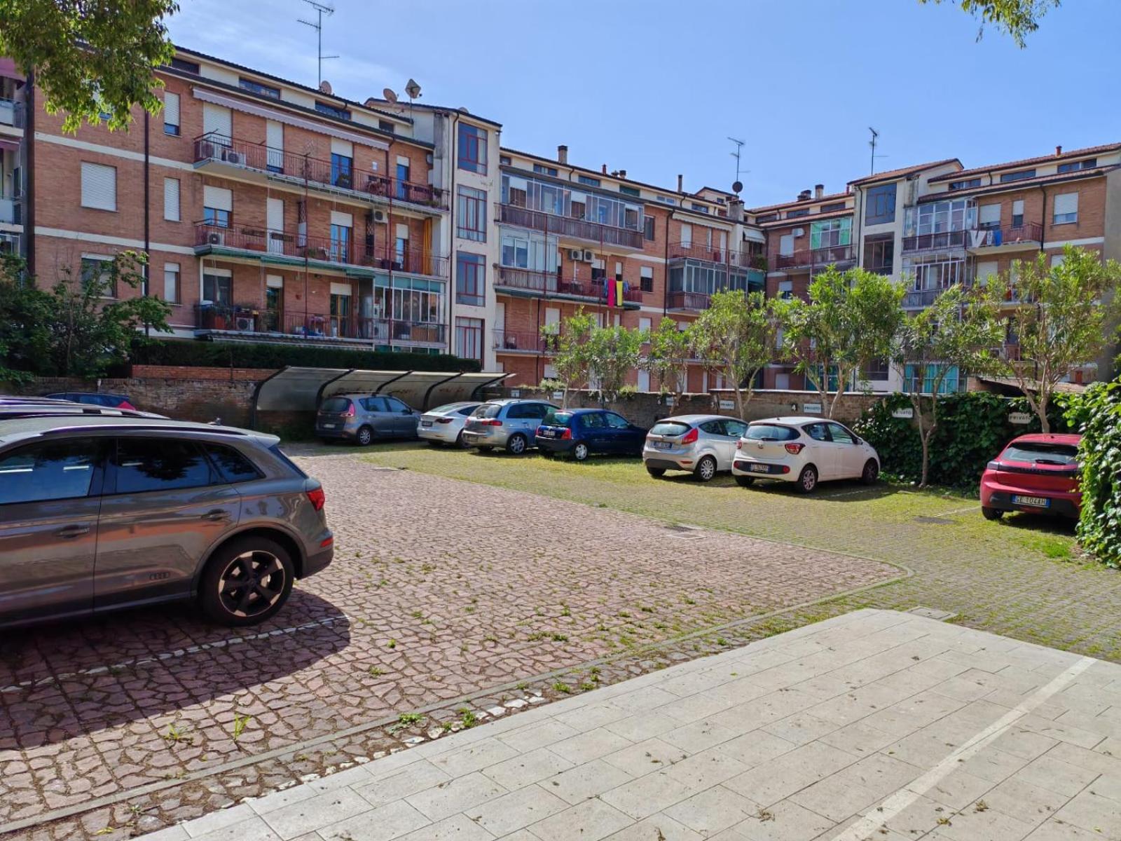 Alkimia Smart Rooms Ferrara Exterior photo
