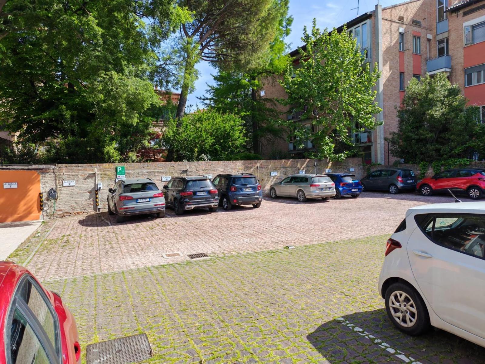 Alkimia Smart Rooms Ferrara Exterior photo