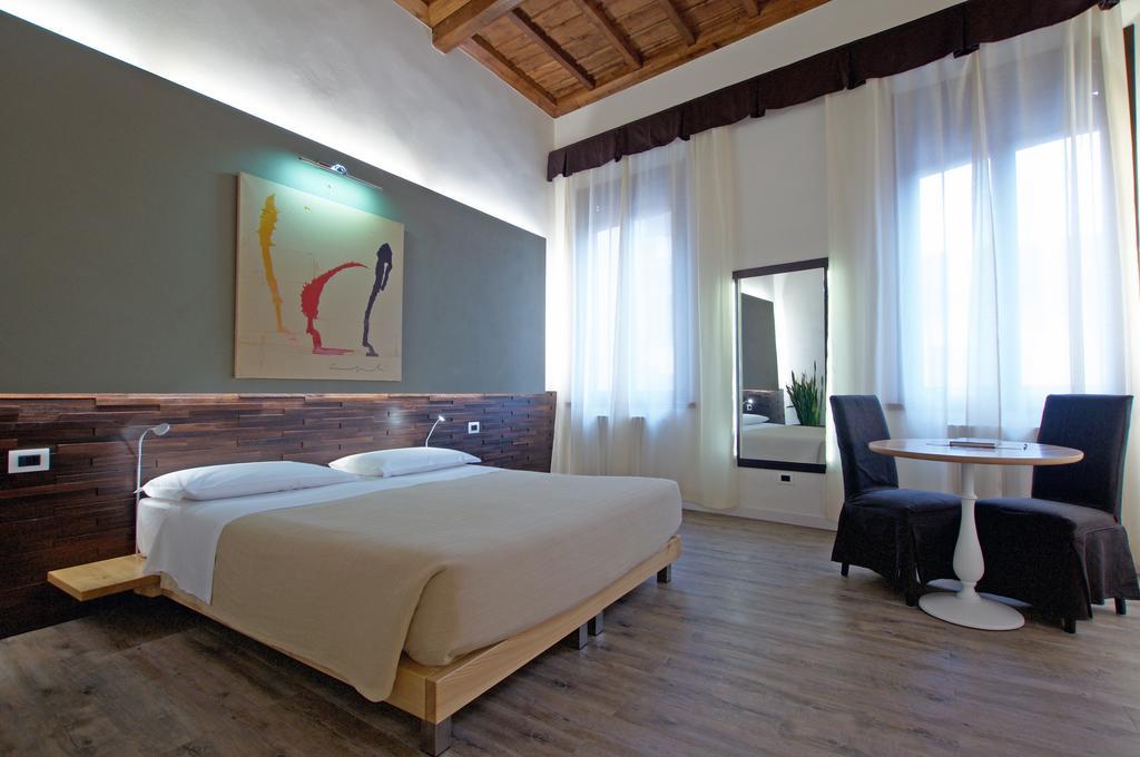 Alkimia Smart Rooms Ferrara Exterior photo